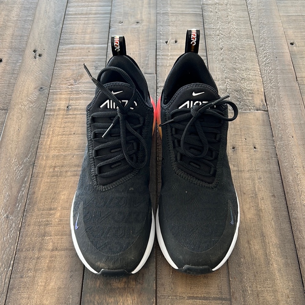 Black/Mulit-Color Nike Air Max 270 Size 9